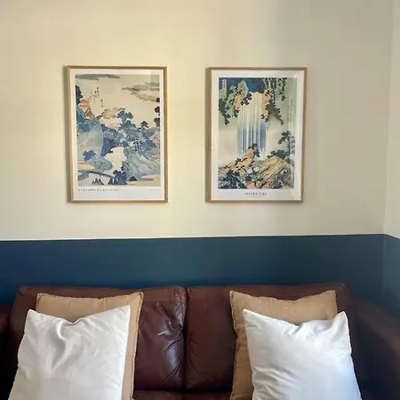 3-bed Luxe Townhouse Gem. Escape In Style! Apartment Truro